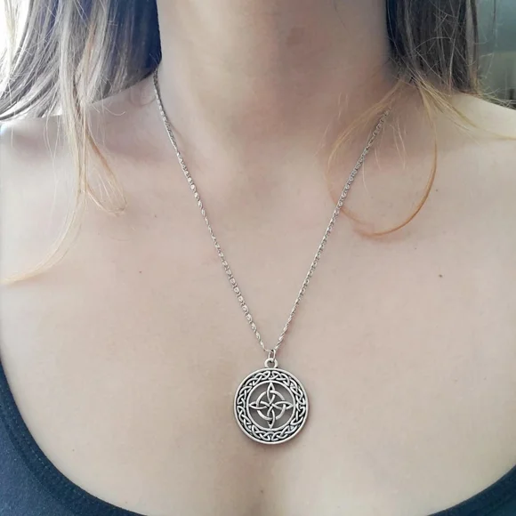 New Handmade Silver Celtic Compass Necklace - Picture 2 of 4